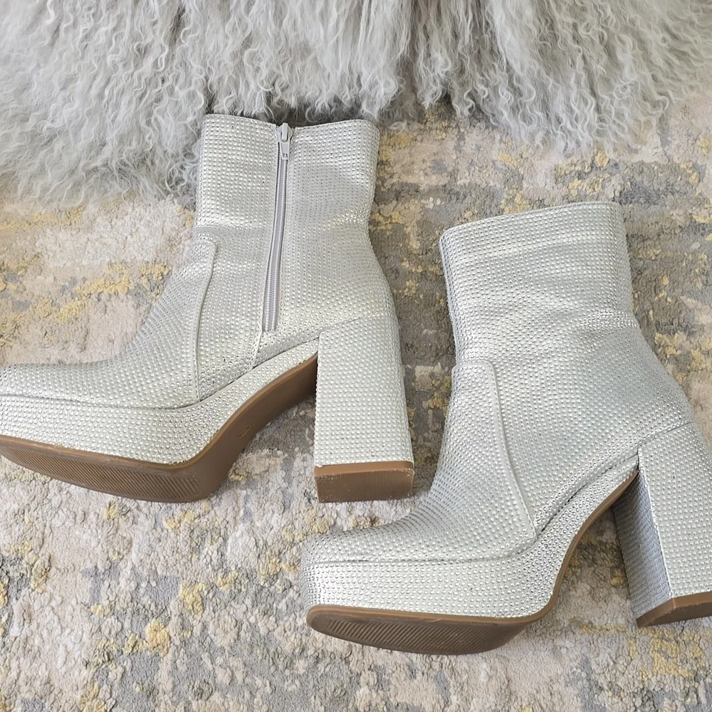 Mia Iva Silver Platform Boots | Sparkly Block Heel Ankle Boot| Size 7.5 - Picture 5 of 17